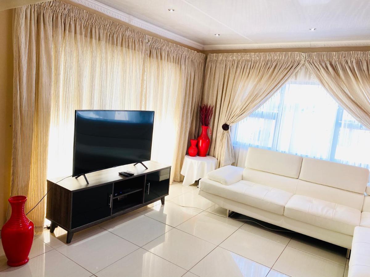 River Valley Guest House Butterworth エクステリア 写真